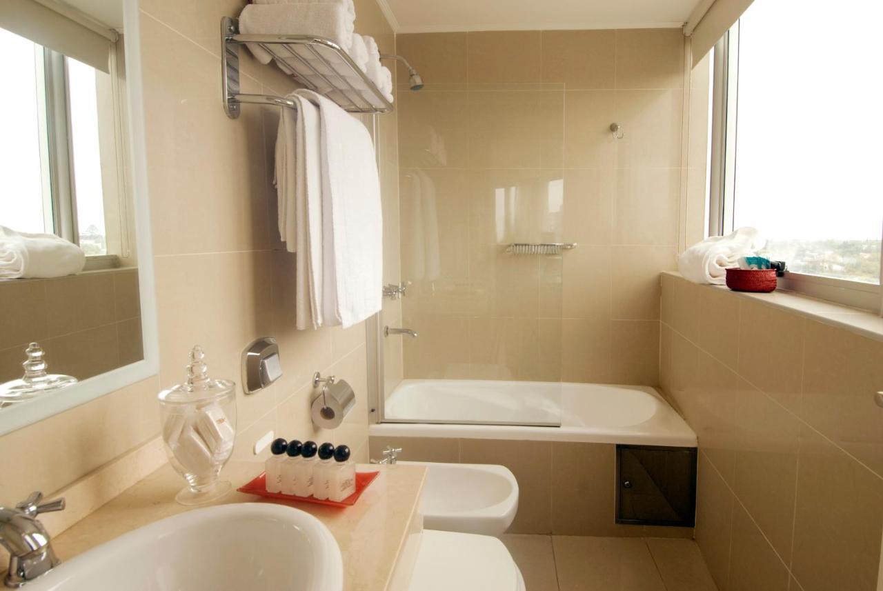 Plaza Suites Campana Exterior photo