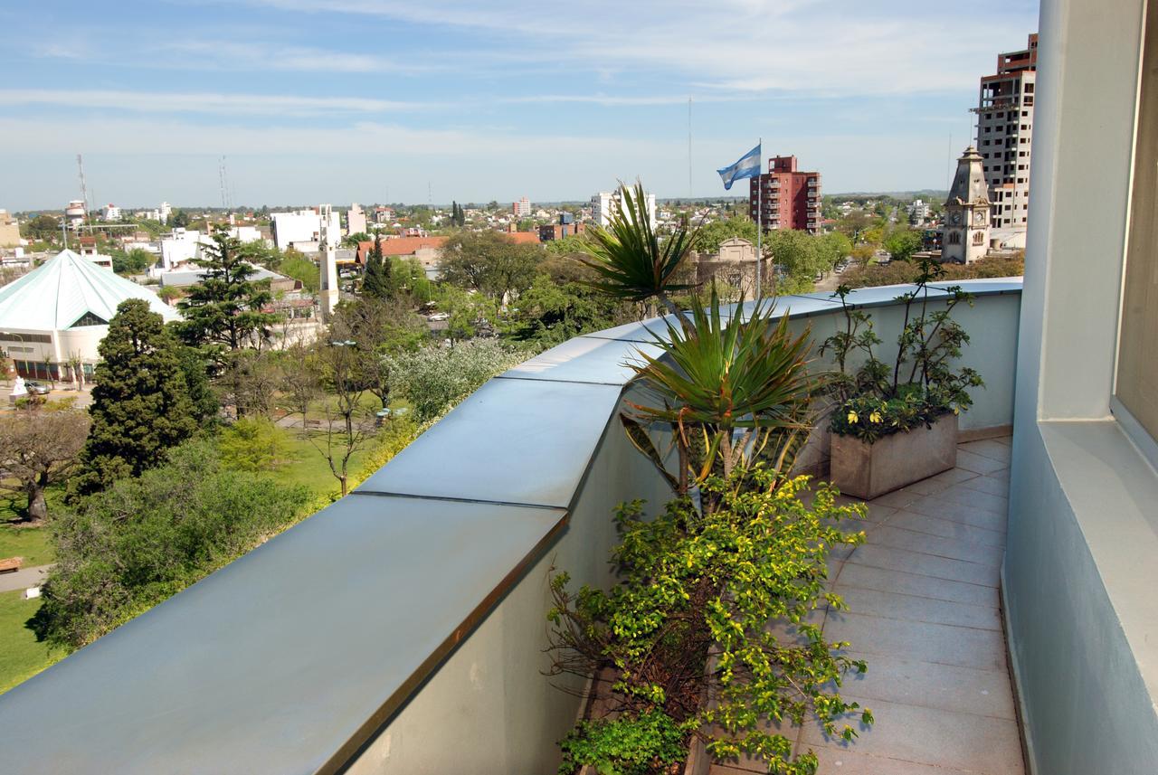 Plaza Suites Campana Exterior photo